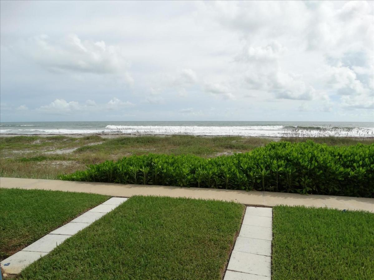 Quiet Vista Del Mar 2 Bedroom Condo Beachfront Property Cocoa Beach Exterior photo